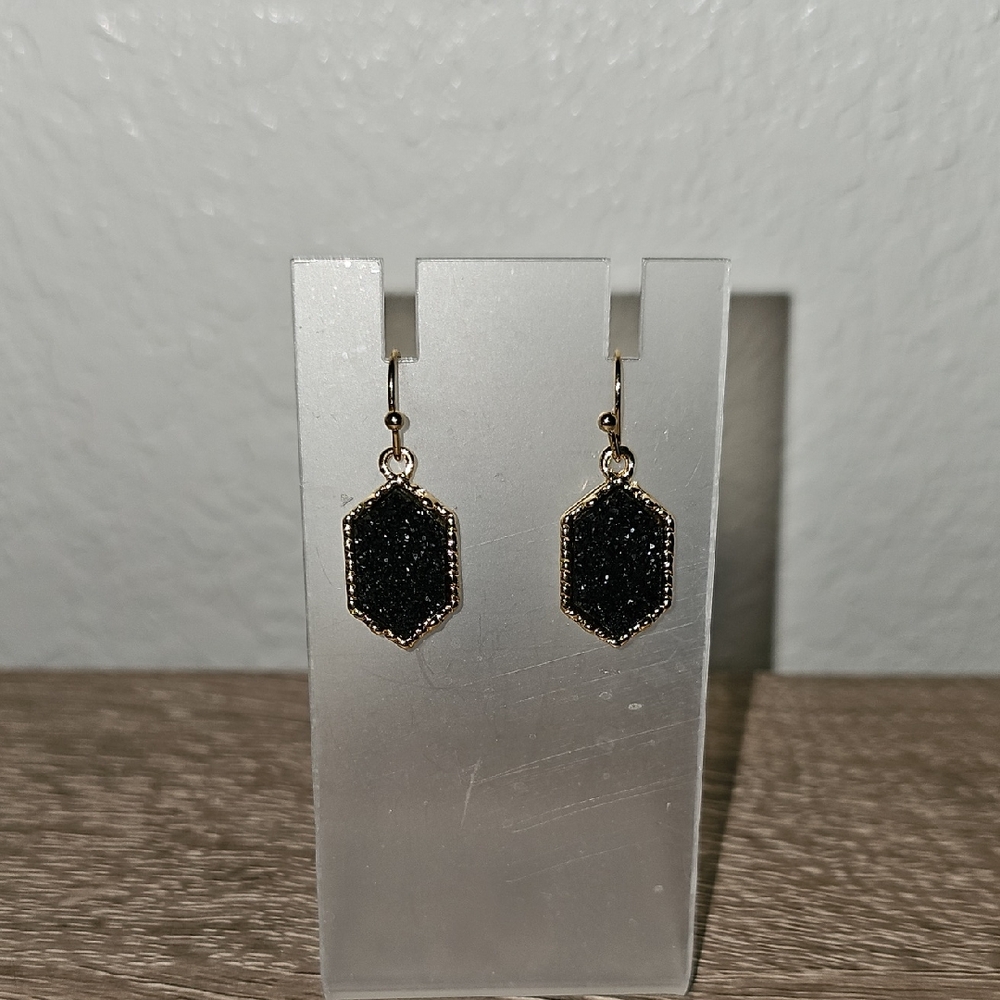 Elegant Black Drop Earrings